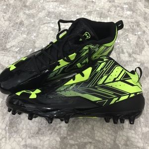 Under Armour Men Cleat shoe 12.5 neon